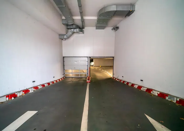 Unforgettable Old Town Apartment