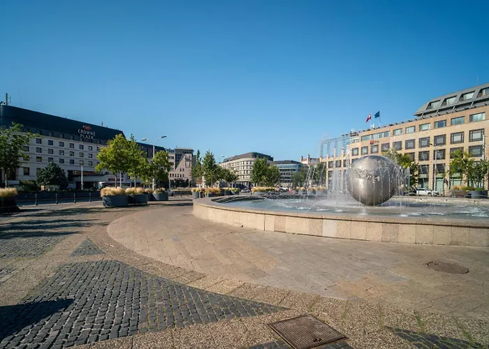 Unforgettable Old Town Apartment *